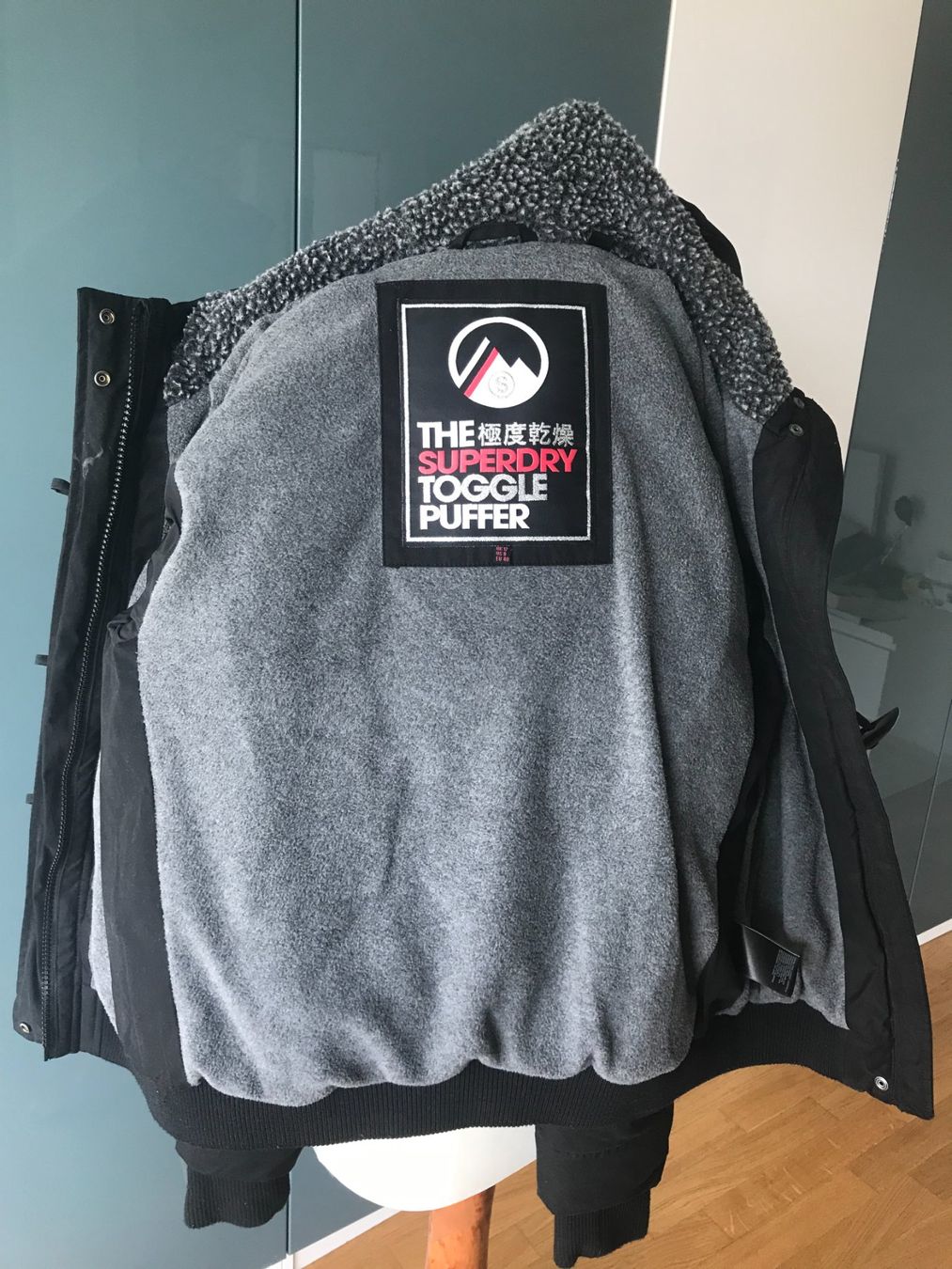 Superdry Giacche: Superdry winterjacke M nie tragen – Nuovo (secondo la descrizione) da Dübendorf venduto da Levintreyer 1