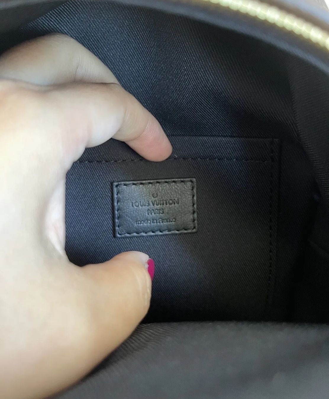 Louis Vuitton Zaini: ORIGINAL Louis Vuitton Palm Springs Mini backpack Monogram – Nuovo e nell'imballaggio originale da Frauenfeld venduto da Vanityroom 9