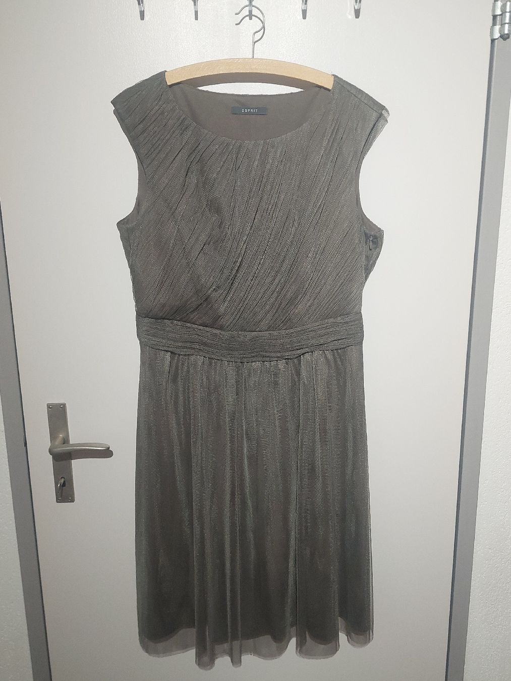 Esprit Kleider: Abendkleid Esprit – Neu (gemäss Beschreibung) aus Unterkulm von jos_t95j