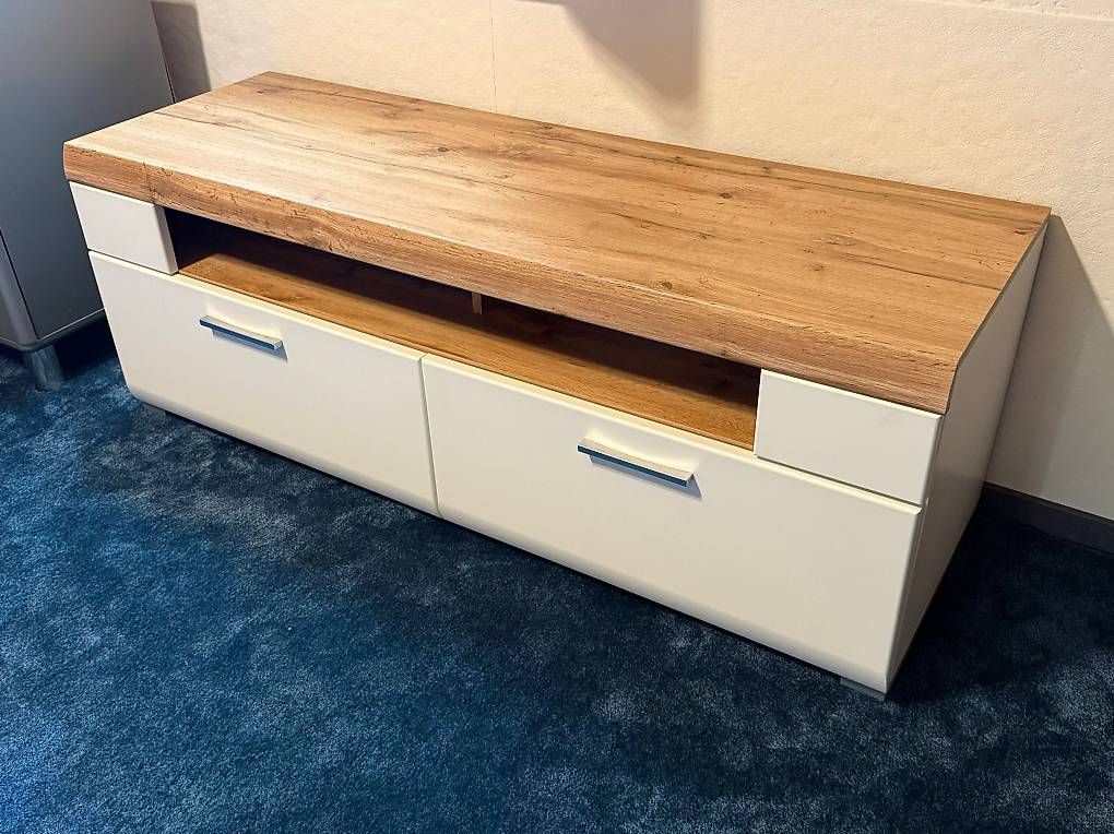 Mobili TV: Tv-Low-Board / Tv-schrank – Usato da Unteriberg venduto da wg52 1