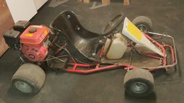 Karting, moteur quatre temps de 210 cc