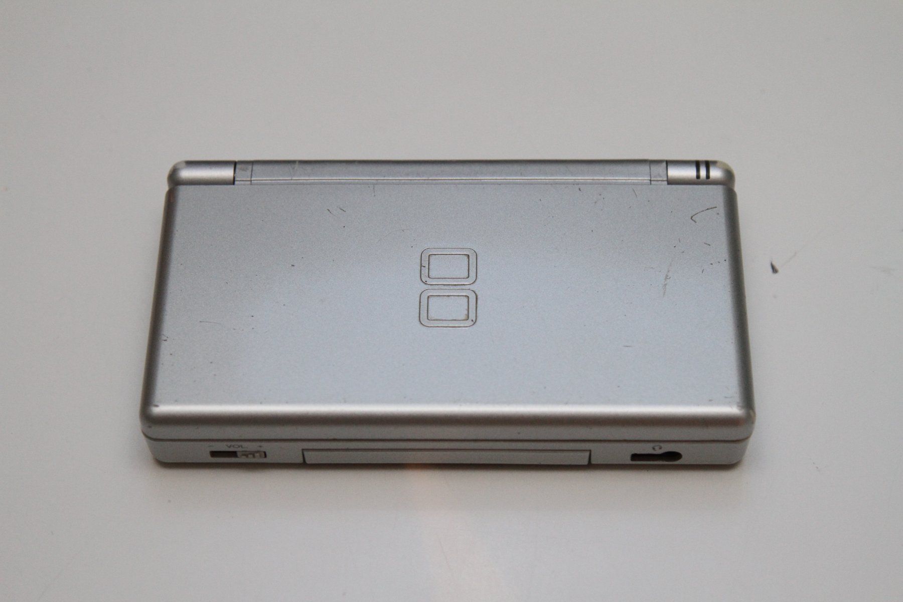 Nintendo Console: Nintendo DS lite mit Spielen – Usato da Basel venduto da camelot99 1