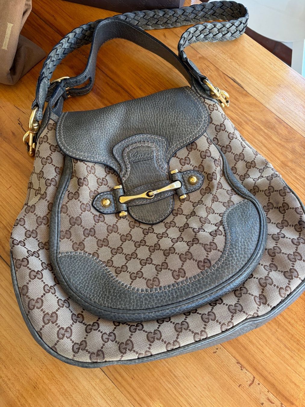 Gucci Sacs femmes: Originale Gucci Handtasche Canvas Leder – D'occasion à Bottighofen par shuser007 1