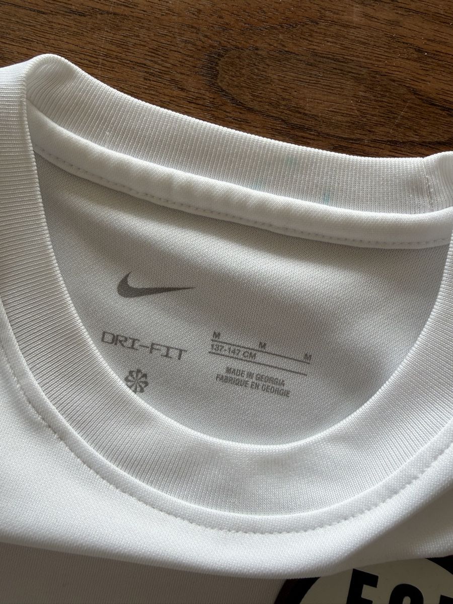 Trainer, Turnhosen & -trikots: FCZ Einlauftrikot Kids – Gebraucht aus Madetswil von tigerfisch 2