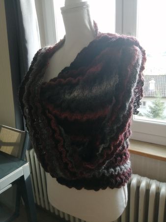 Dreiecktuch/Schultertuch handgestrickt, Grösse: 220x70cm