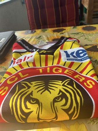 SCL FAN Leibchen mit Original Unterschrieben von der Ganzen