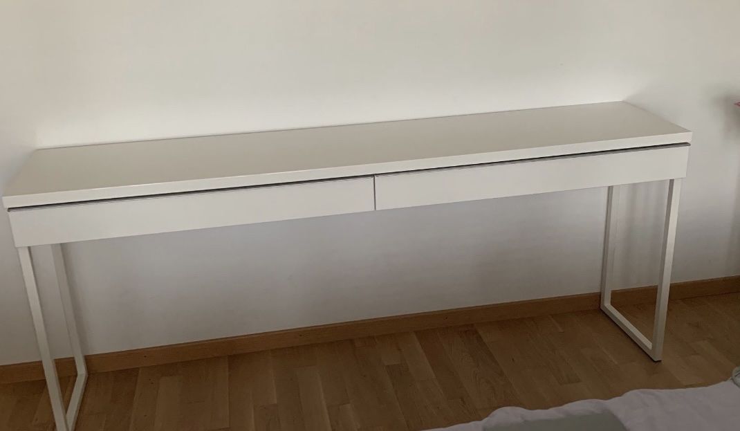 Ikea Schreibtische: Ikea Schreibtisch weiss – Gebraucht aus Kesswil von