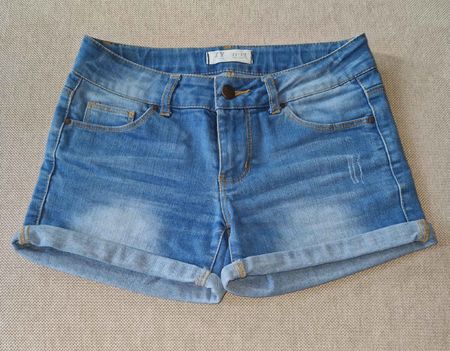 Coole Jeans shorts von ZIPPY Gr. 11-12, WIE NEU!