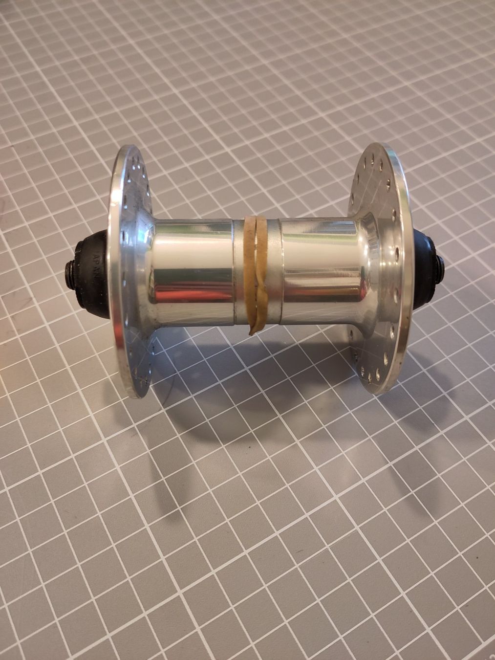 Shimano Pezzi di ricambio: Tandemnabe Shimano für 40 Speichen – Usato da Moosseedorf venduto da Smammut 1