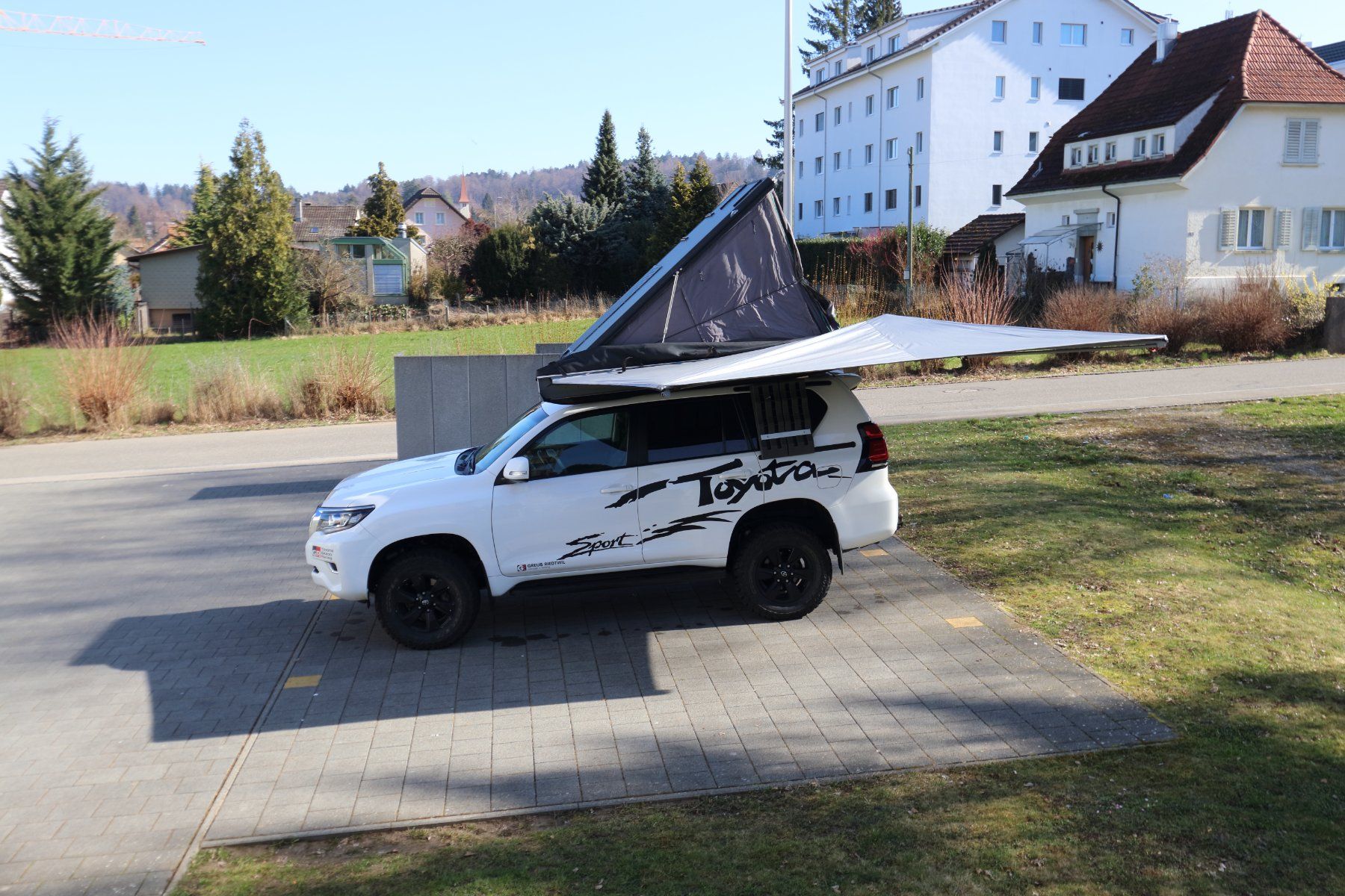 Toyota Véhicules de camping: Landcruiser 2.8TD Comfort Automatic – D'occasion à Menziken par rief60 8