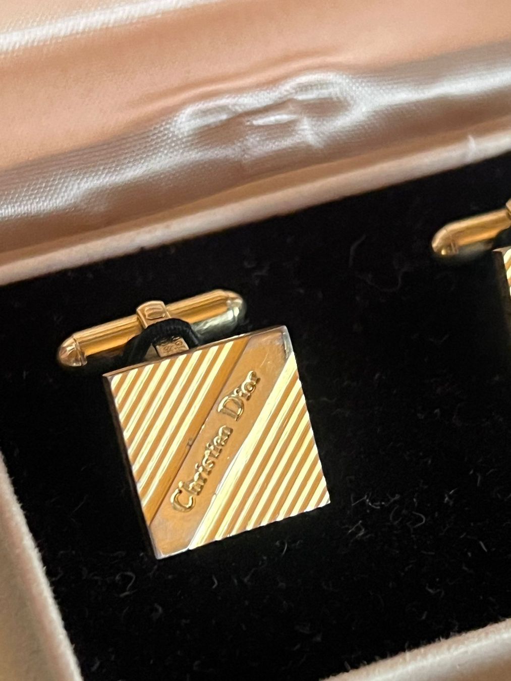 Dior Manschettenknöpfe: Christian Dior Manschettenknöpfe mit Box – Neu (gemäss Beschreibung) aus Winterthur von Dejv 3
