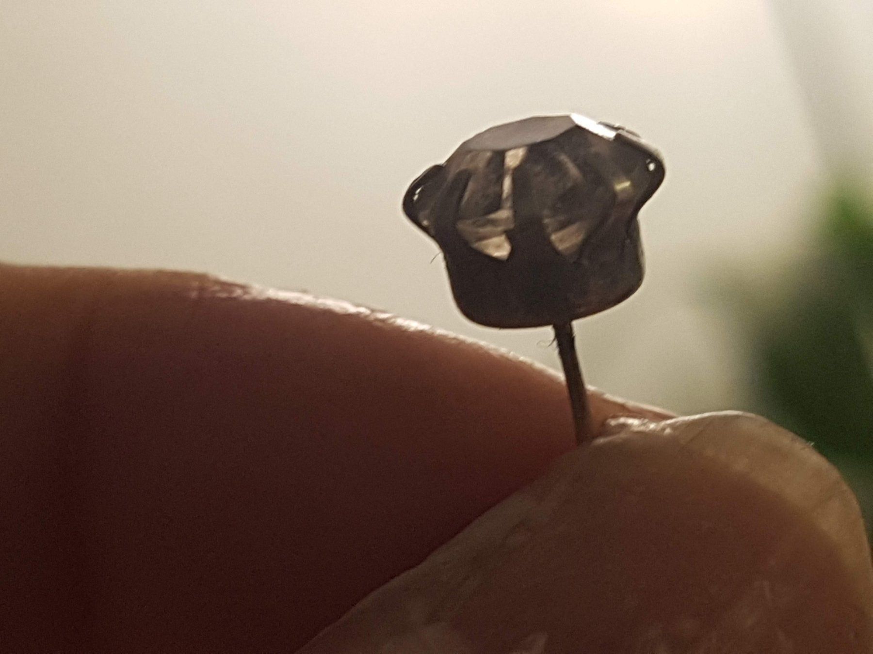 Orecchini pendenti & Orecchini a lobo: Ohrstecker mit facettierten Glassteinch. – Usato da Ettingen venduto da Maranathatalitha 7