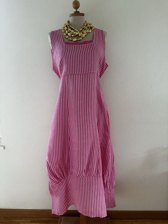 Robe rayée en lin rose taille 46