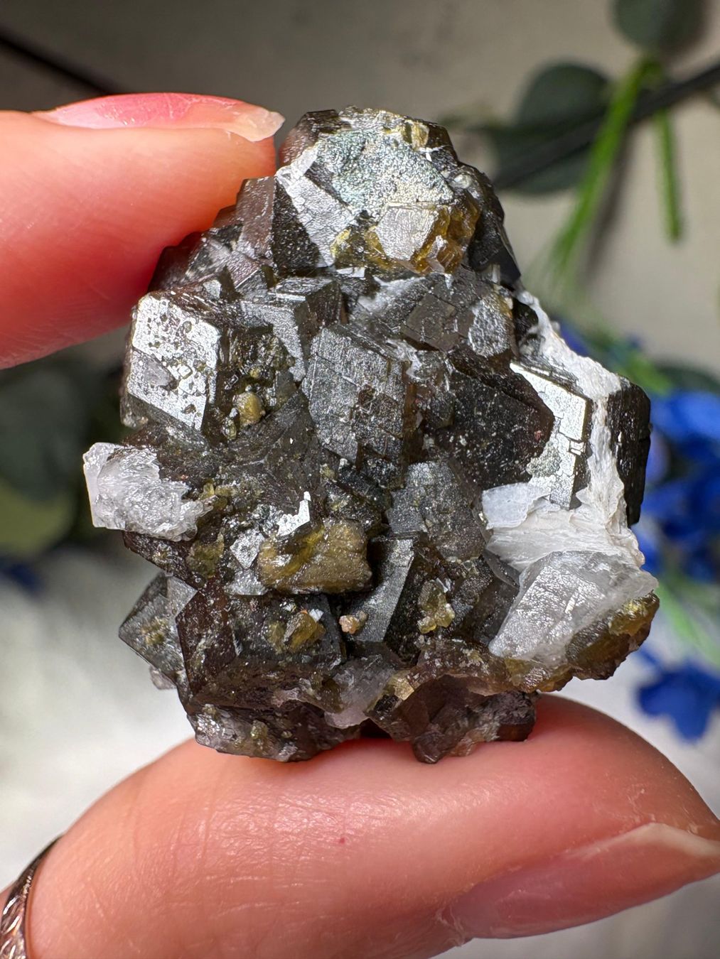 Minerali & Pietre curative: Grüner Granat mit Quarz – Nuovo (secondo la descrizione) da Neuheim venduto da m.hald 1