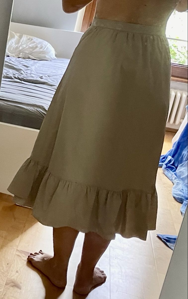 Moschino Röcke: Boutique Moschino skirt size 36 – Gebraucht aus Yverdon-les-Bains von pen_bbz8 2