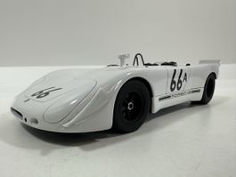 1970 Porsche 908/02 1:18 Steve McQueen, weiss, AUTOART