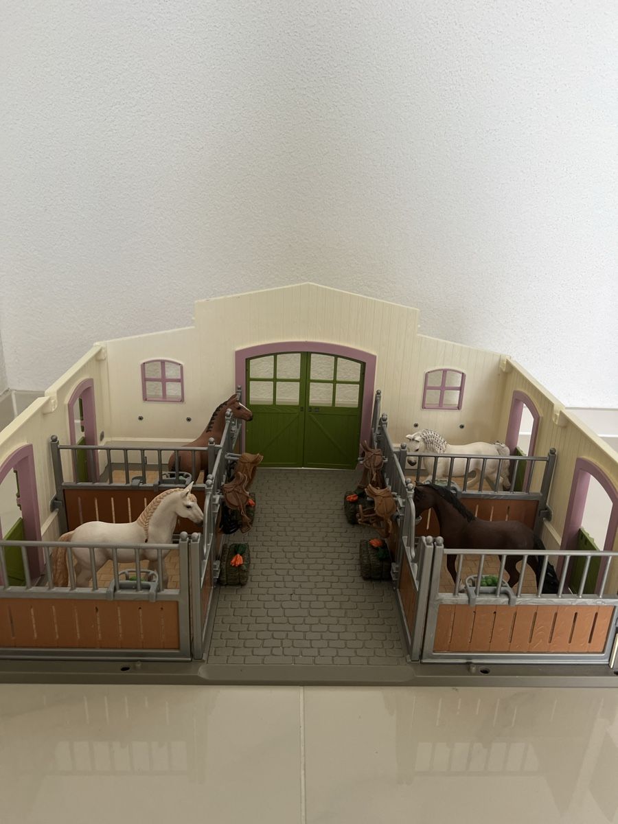 Schleich Giocattoli: Schleichstall – Usato da Dietwil venduto da sarn 2