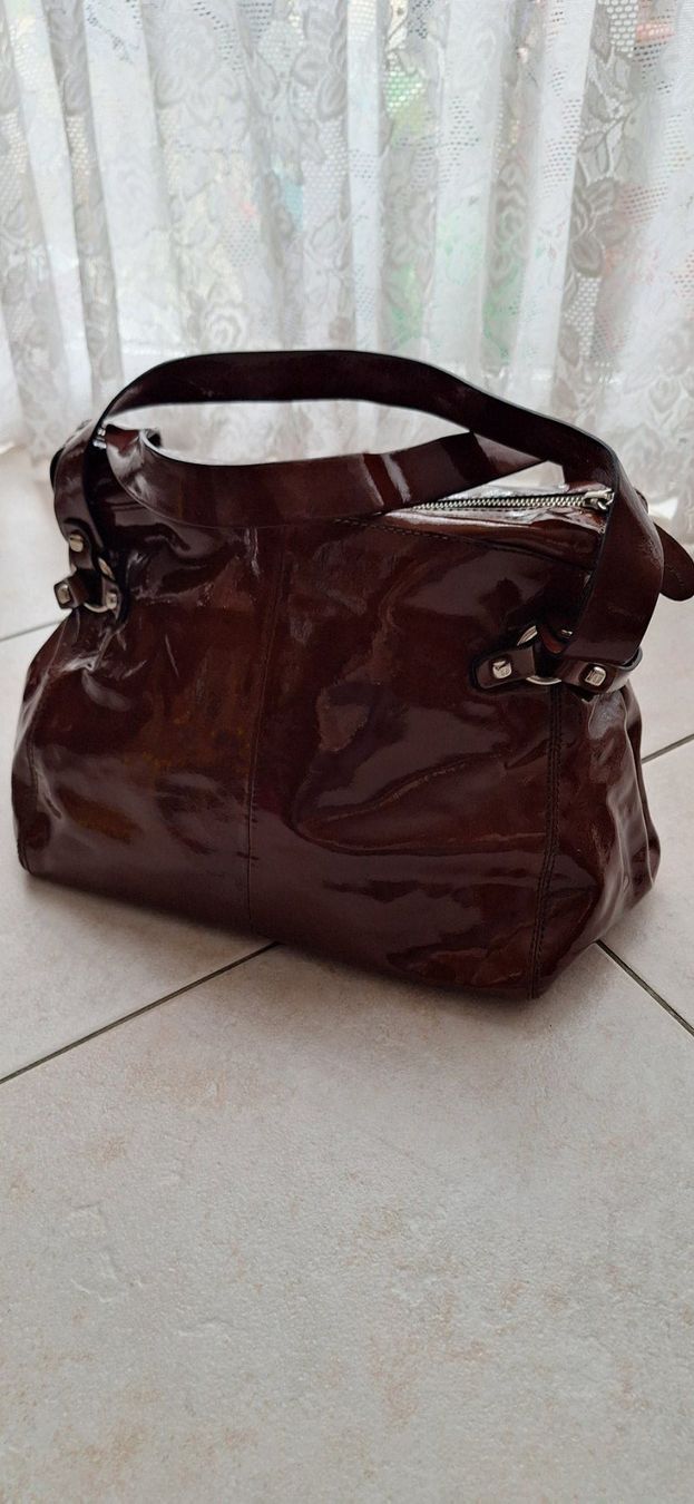 Borse da donna: Sac à main LUANA en cuir – Usato da St-Triphon venduto da Jldr0 2