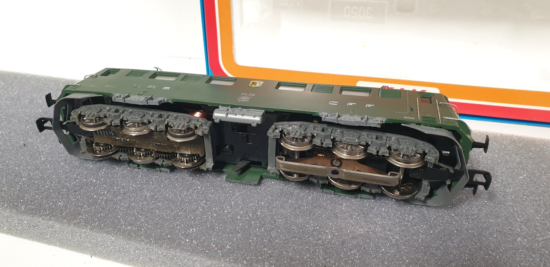 Märklin Modellini di ferrovie: Märklin SBB Ae6/6 H0/AC  3350 – Usato da Geroldswil venduto da TopTrain54 5