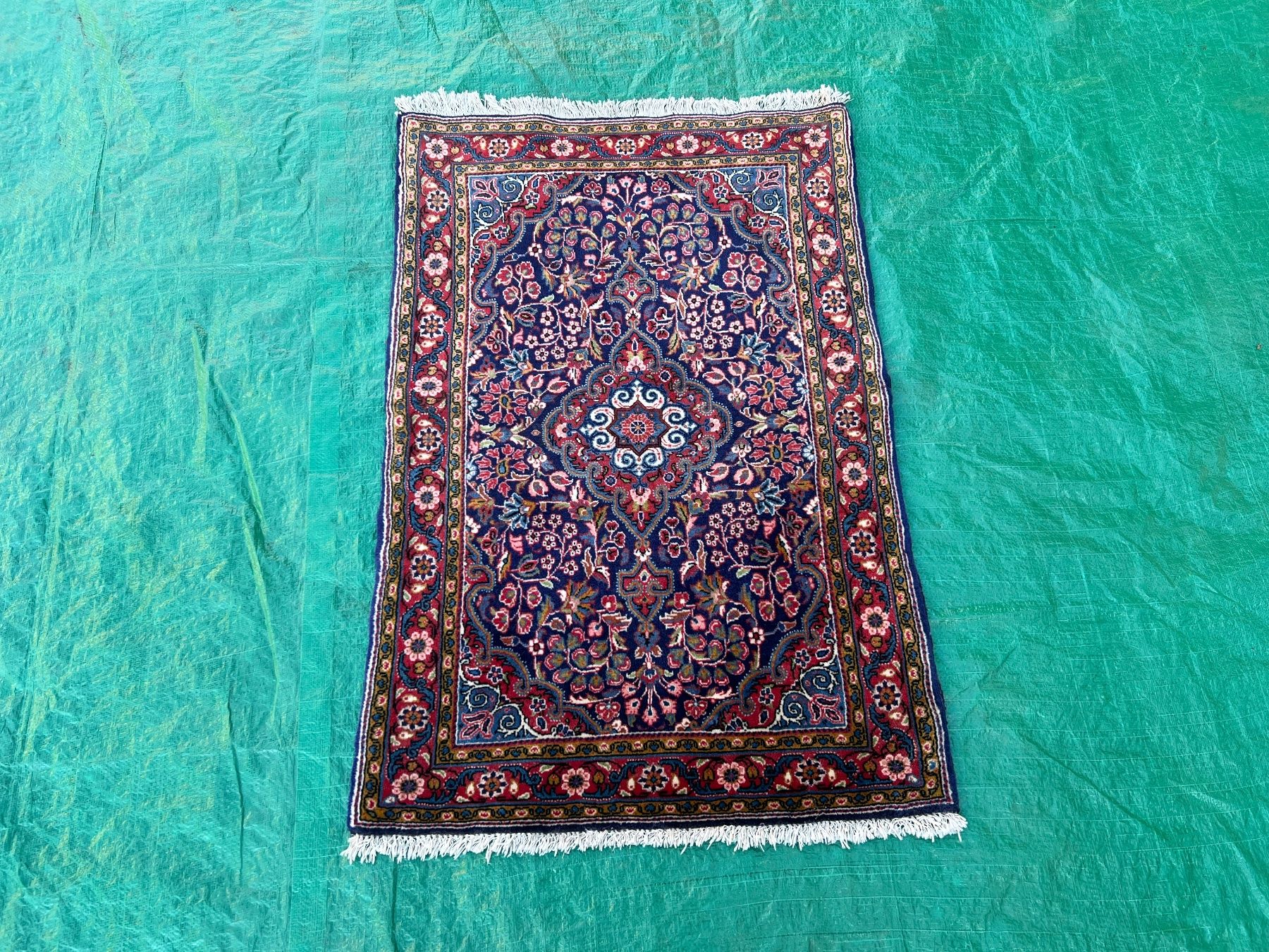 Tapis: Alte Teppich, Nr 6 – D'occasion à Glattfelden par maa_qcj8