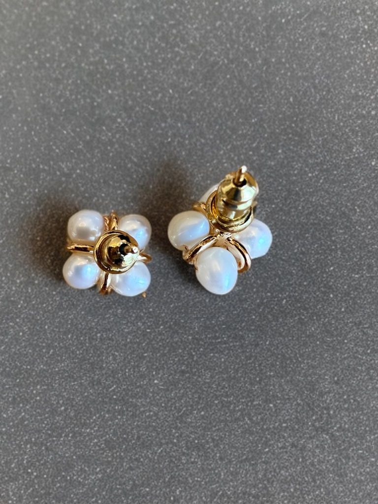 Orecchini pendenti & Orecchini a lobo: Boucles d’oreilles Perla Aurea – Nuovo e nell'imballaggio originale da St-Maurice venduto da Sandrinette123 1