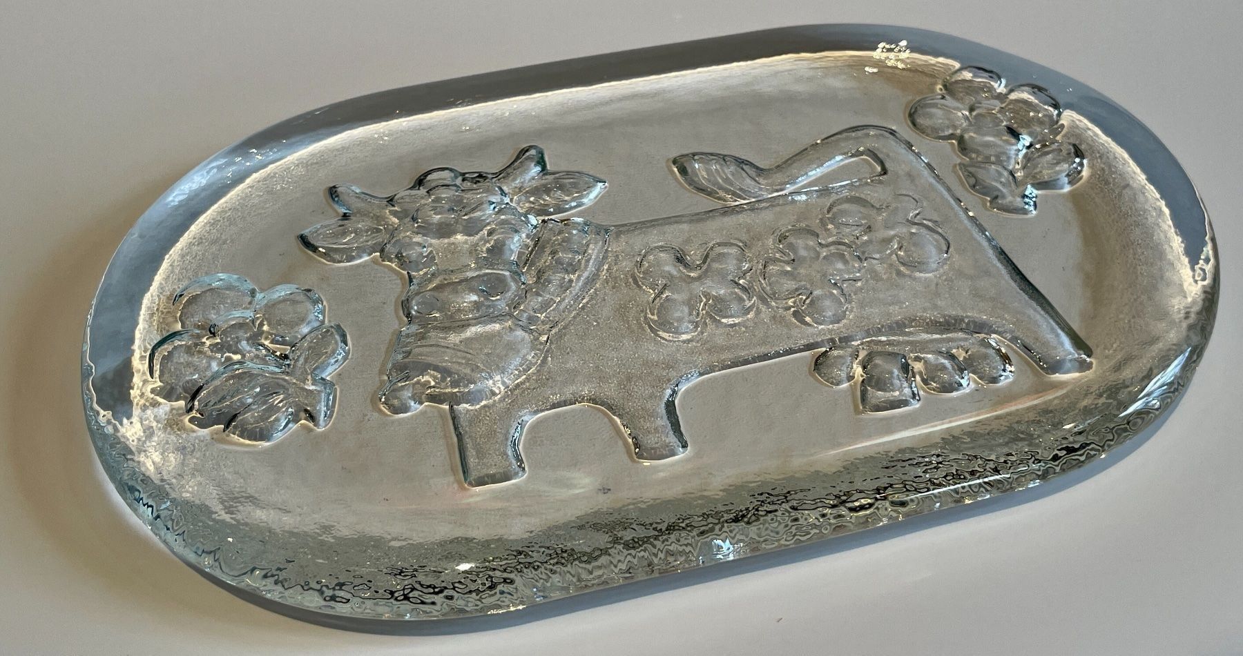 Piatti di portata: Hergiswil Glas Butterplatte mit Kuh – Nuovo (secondo la descrizione) da Bern venduto da Chraebu2 2