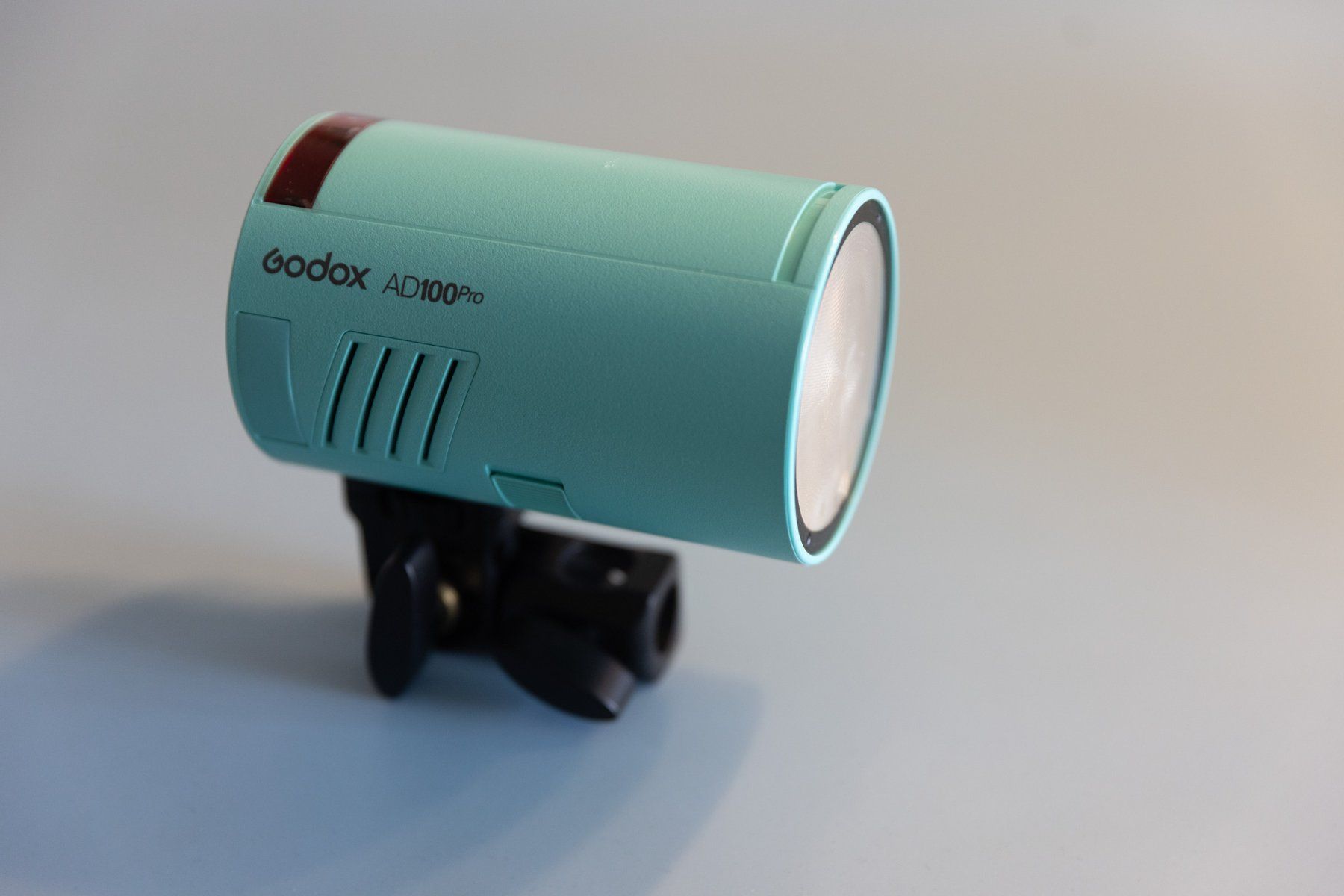 Godox Flash: Godox AD100 Pro Blitzgerät – Usato da Emmenbrücke venduto da ste_28wz 1