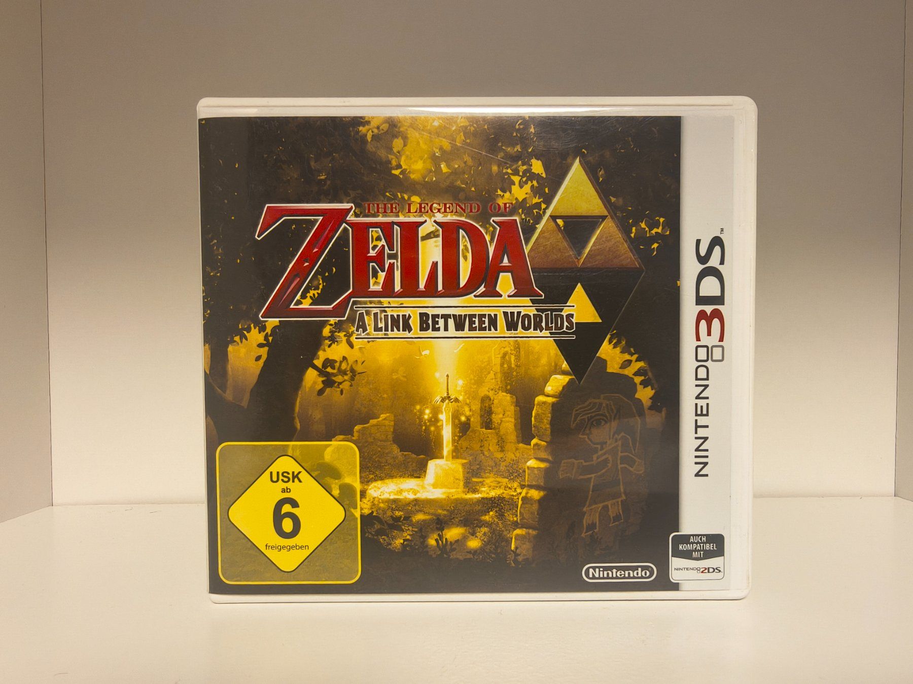 Spiele: Nintendo 3DS - Zelda: A Link Between Worlds – Gebraucht aus Schaffhausen von thugNme