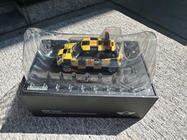 Minichamps 1:43 SONDERSERIE Mini Cooper Follow Me Airport