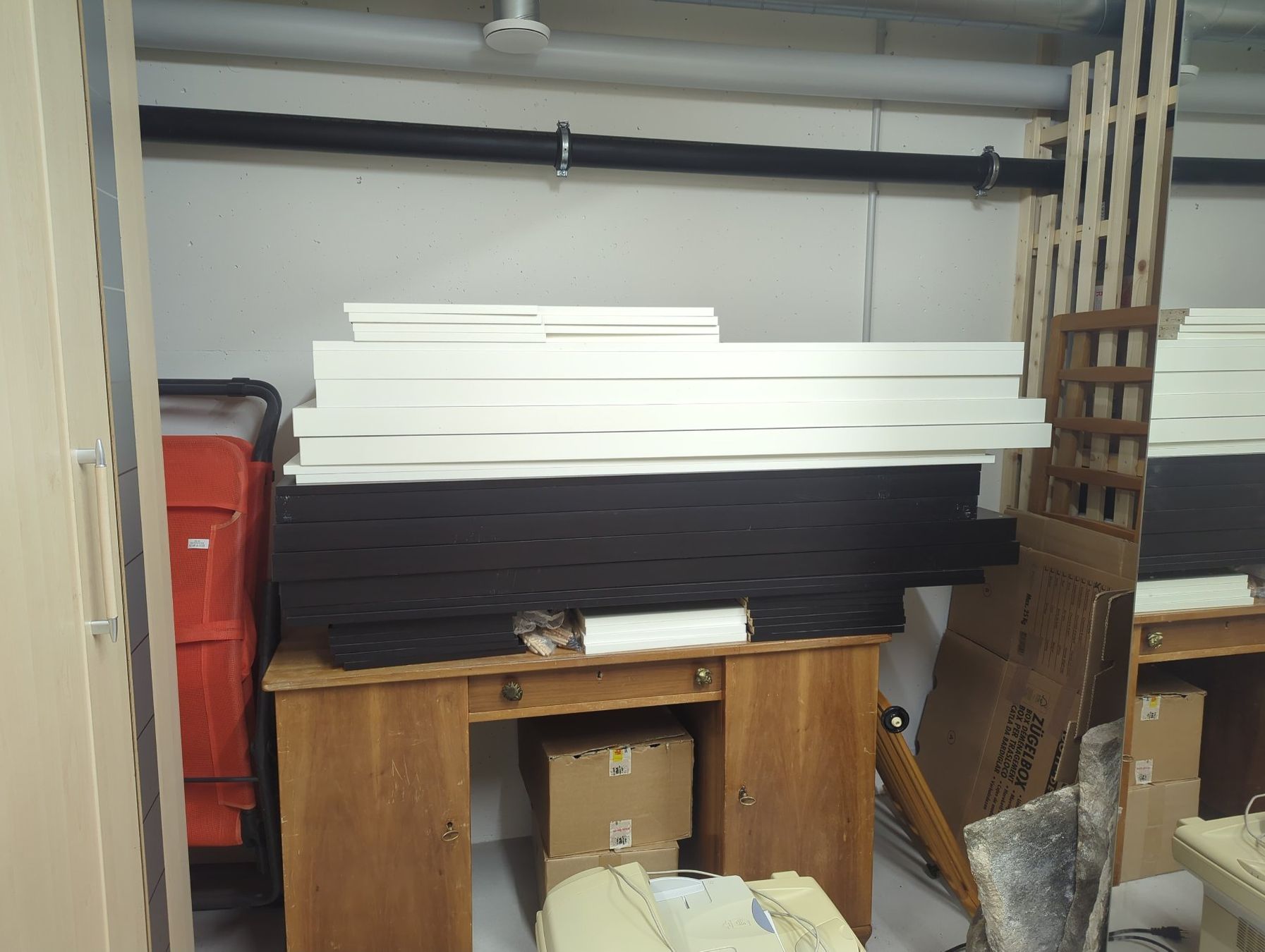 Ikea Regale: IKEA Kallax 4x4 schwarz – Gebraucht aus Luzern von bigbennybunny 1