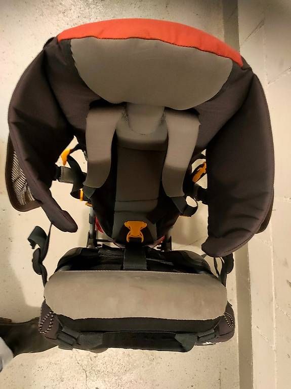 Marsupi portabebè: Kindertrage Rucksack Deuter – Usato da Arlesheim venduto da UrsinaSa 1