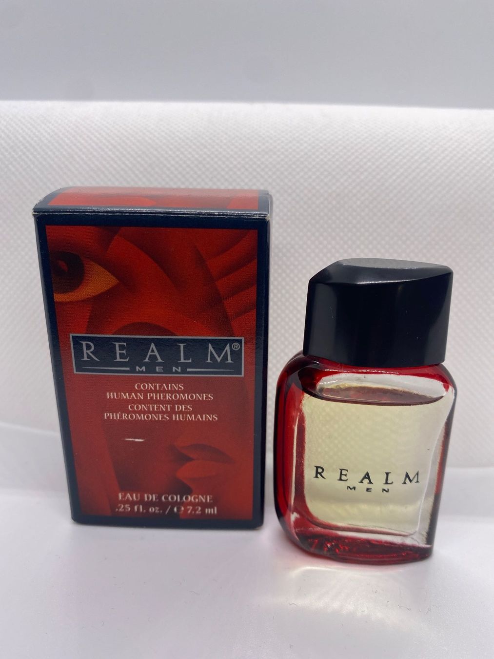 Flacons: Parfum miniature Realm Men Eau de Cologne 7.2 ml – Gebraucht aus Saillon von Libellule7