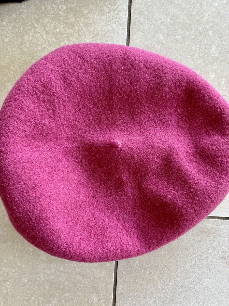 Copricapi, berretti & cappellini: Béret rose en laine 100% – Usato da Chéserex venduto da Jane_Lane