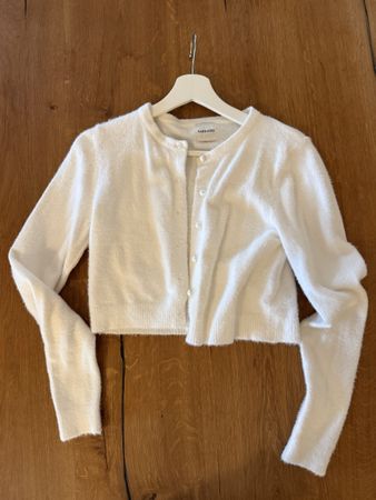 Narrated Cardigan weiss kurz flauschig