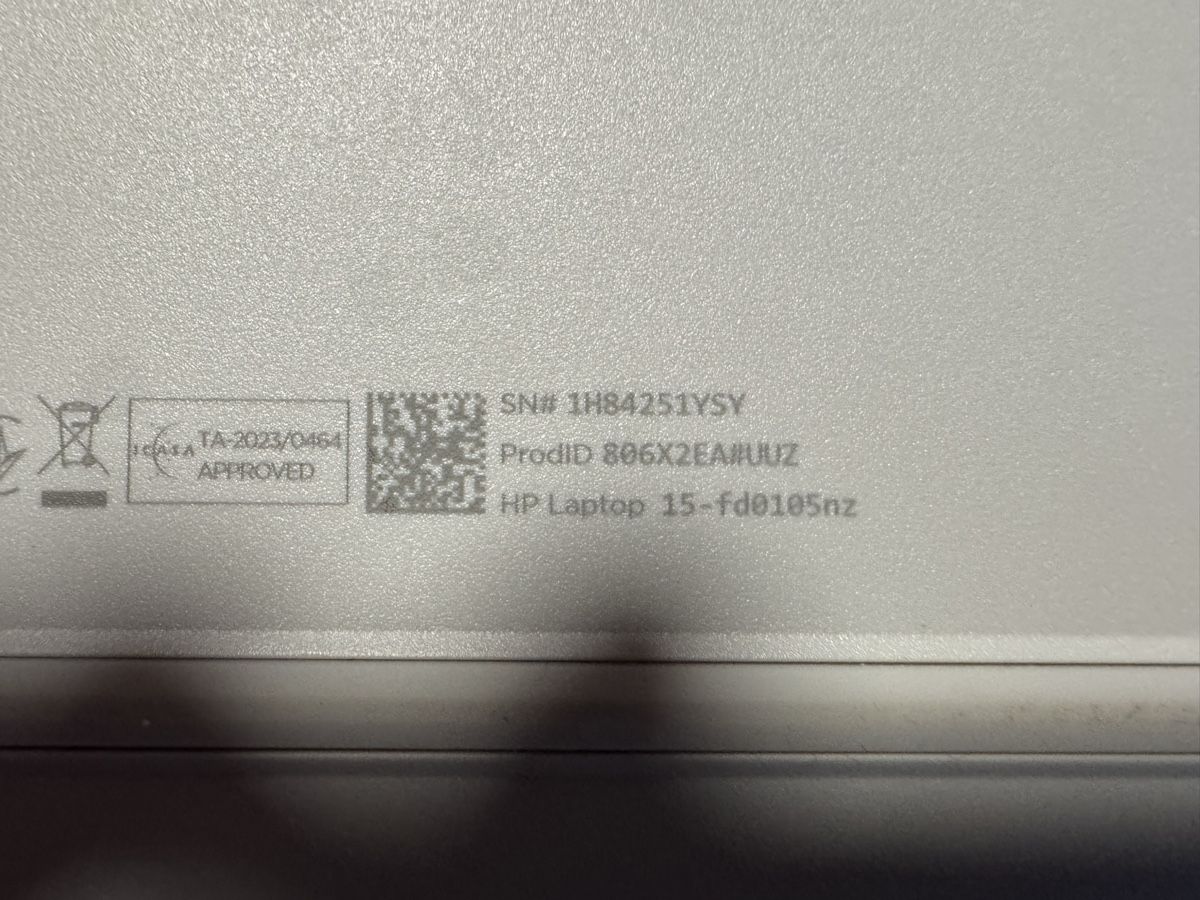 Hewlett Packard Notebook: HP Laptop 15 – Usato da Bottenwil venduto da RKJunior 5