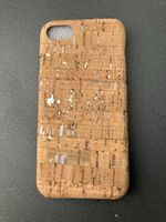 Korkhülle mit Silbereinlagen für iPhone SE
