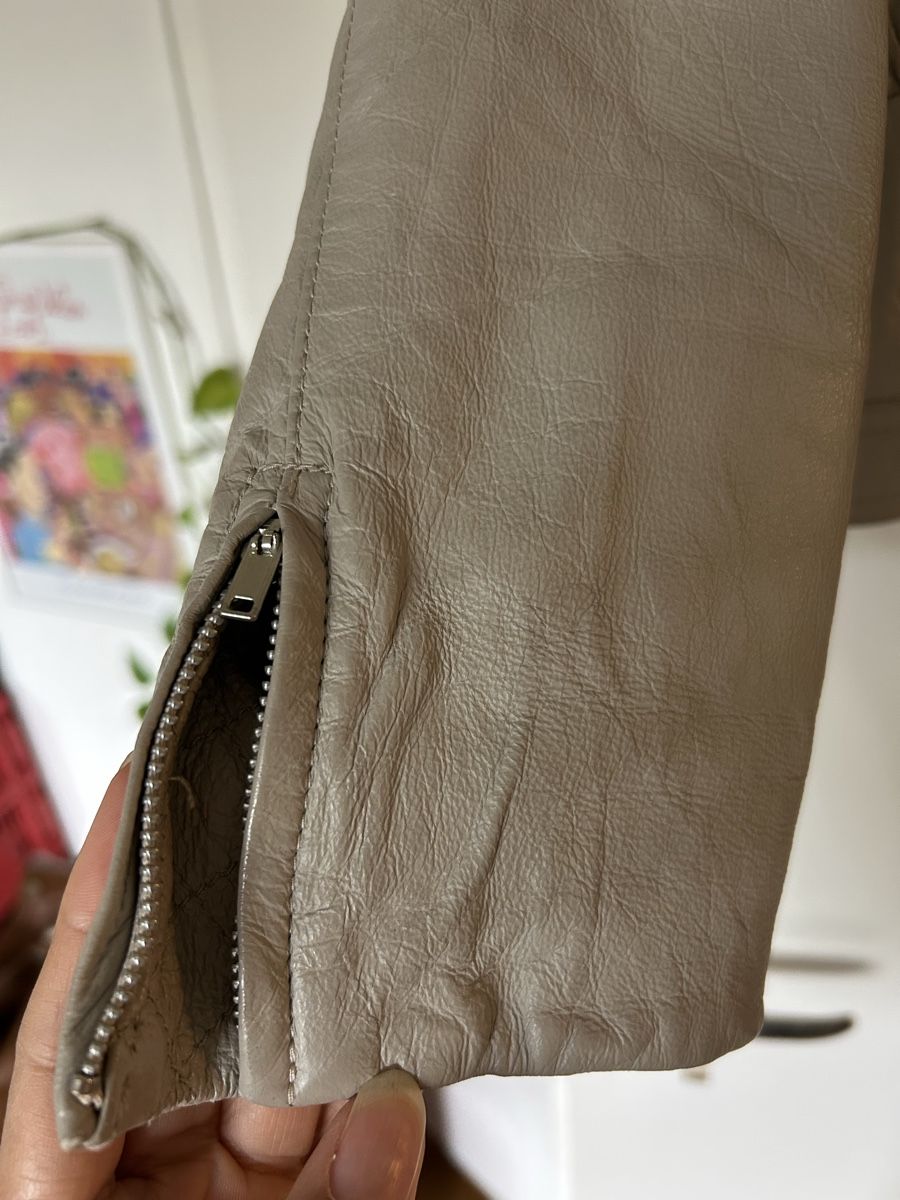 Giacche: grey faux leather jacket – Usato da Zürich venduto da ori_9dcy 1