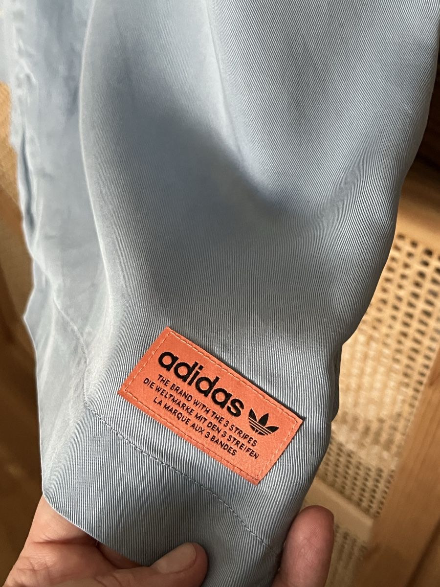 Adidas T-shirt: adidas Originals SAMPLE IC5753 Hemd – Usato da Luzern venduto da closettheory 4