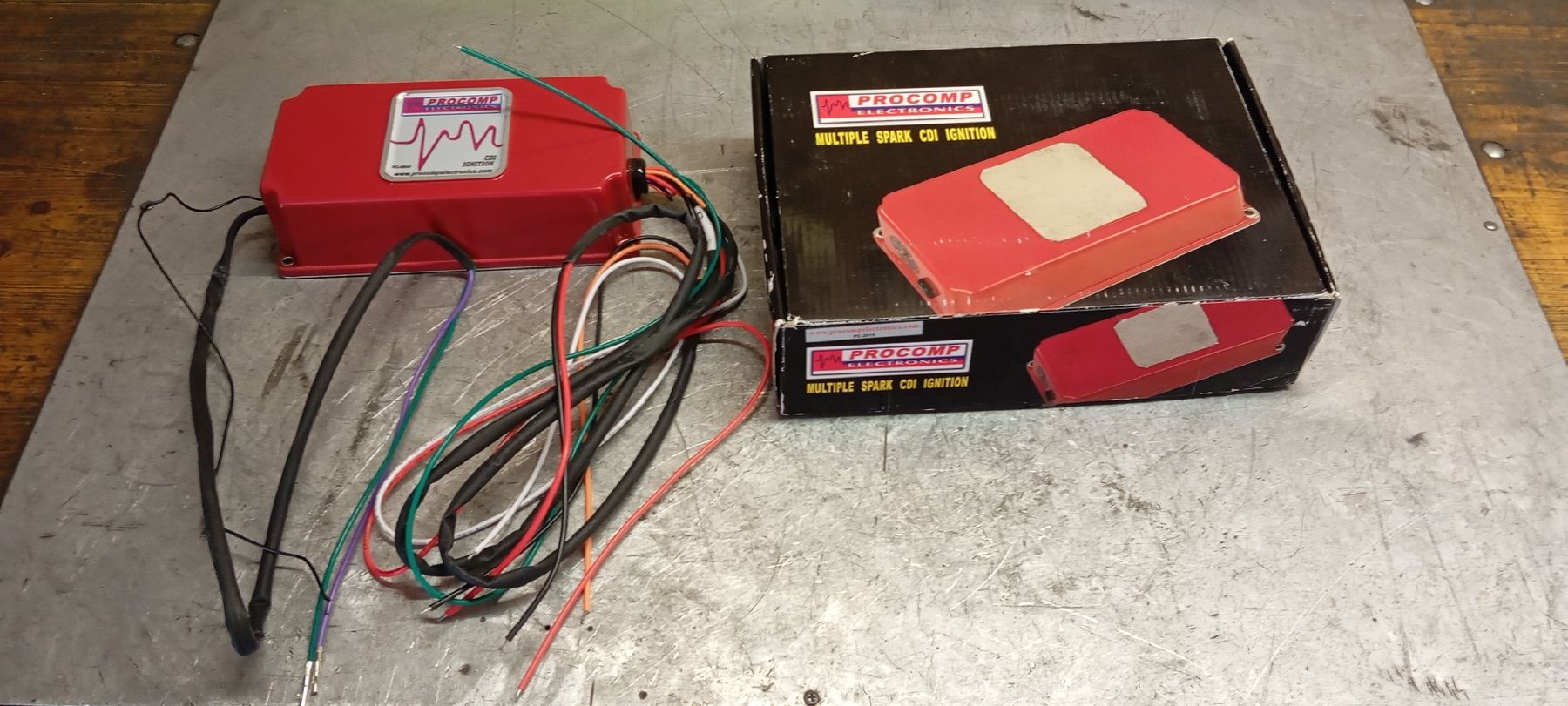 Toutes les pièces auto: Procomp Electronics PC2015 boitier allumage neuf – Neuf avec emballage d'origine à Corbières par loloco1