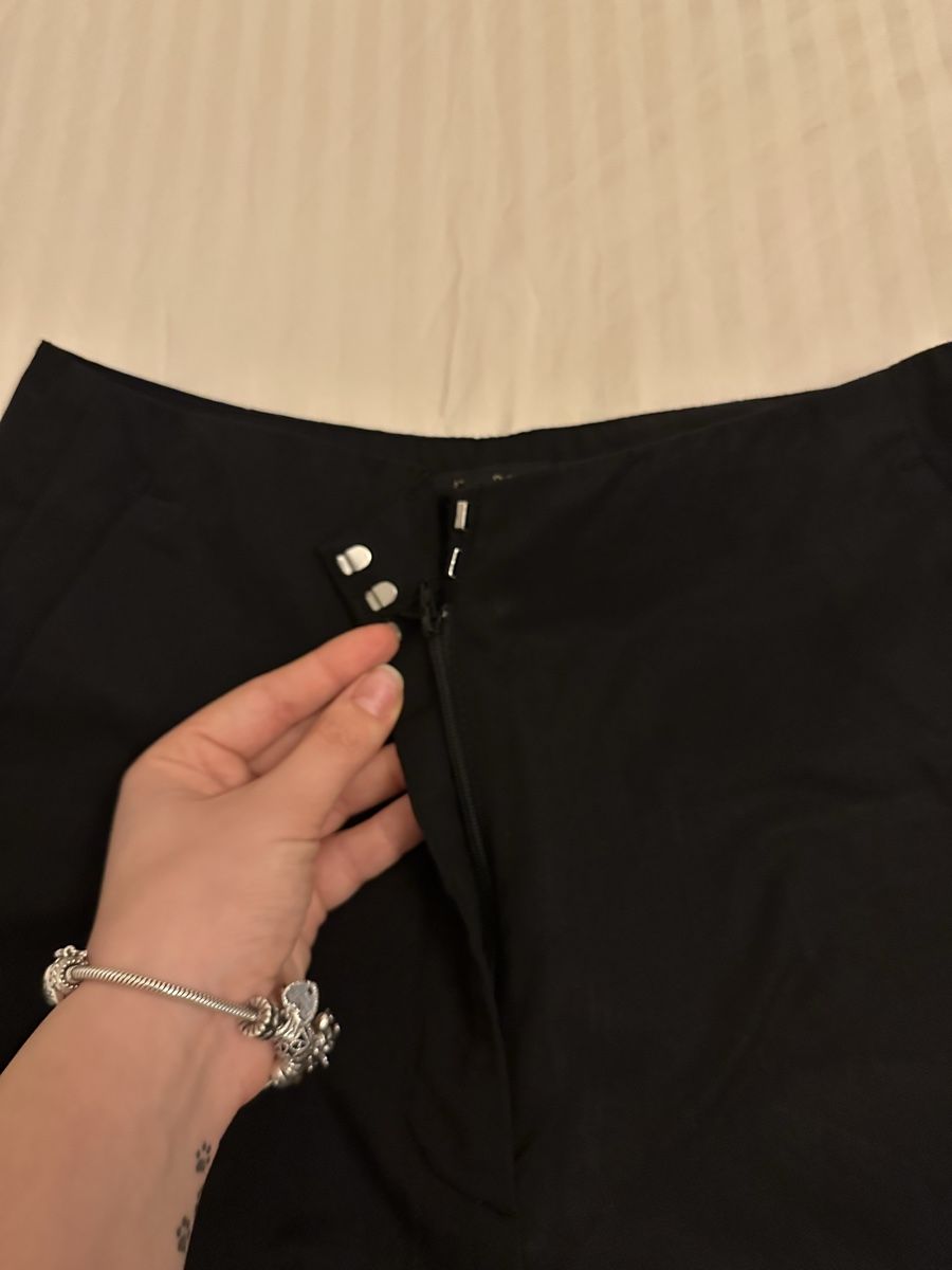 Massimo Dutti Pantaloni: Schwarze Massimo Dutti Hose, Top Zustand! – Usato da Dübendorf venduto da Magis_Stuff 2