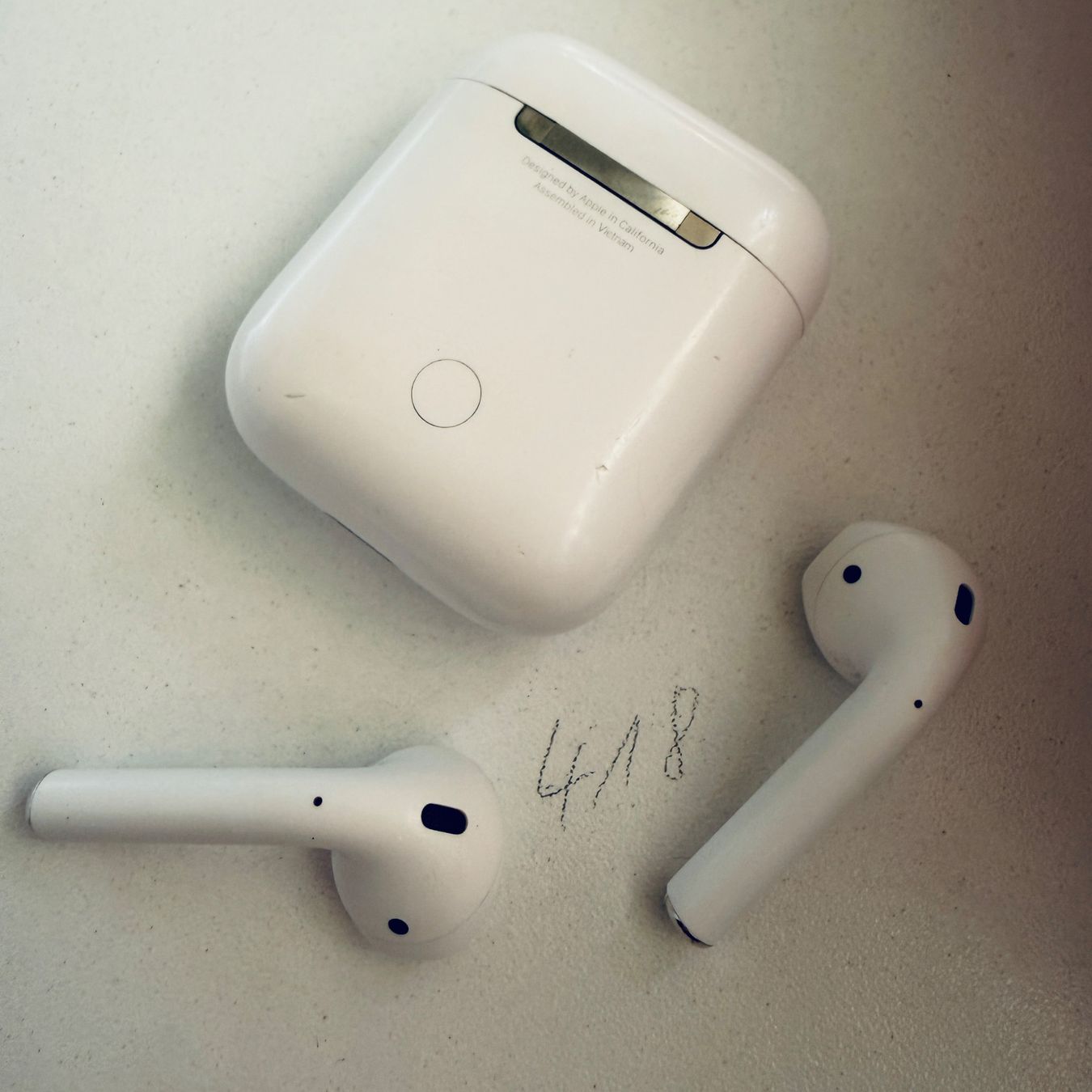 Apple Casques audio: Original Apple AirPods 2 Gen. Wireless Kopfhörer & Case – D'occasion à Basel par MY.AIRPODS.SHOP 4