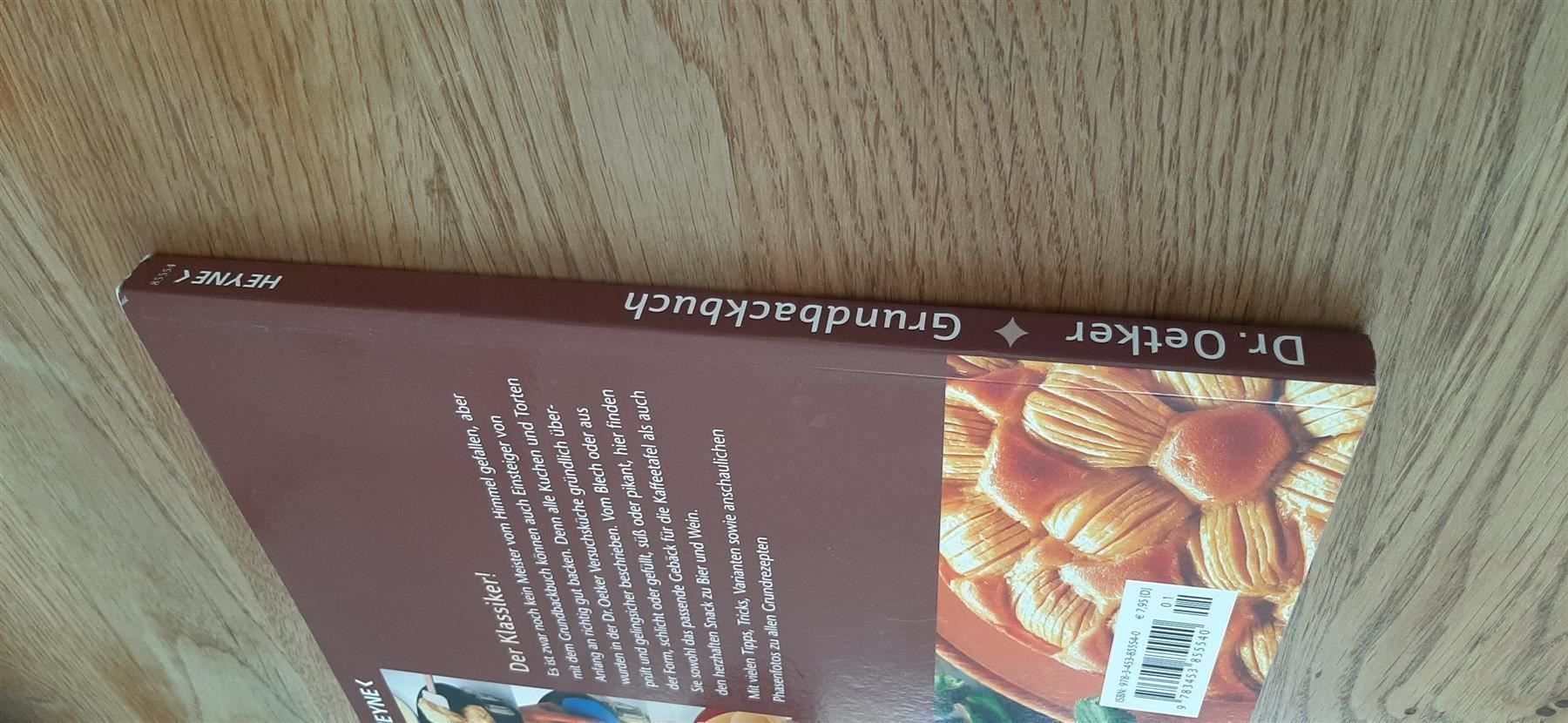Livres: Grundbackbuch Dr. Oetker – D'occasion à Affoltern am Albis par Sabinezc 2