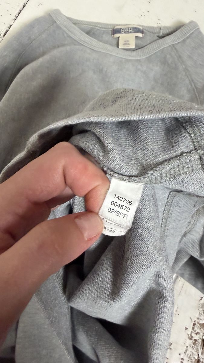 Maglioni & Felpe: Gap Pullover Sweater Gray Size M Long Sleeve Crew Neck – Usato da Knonau venduto da Grapesvintage 3