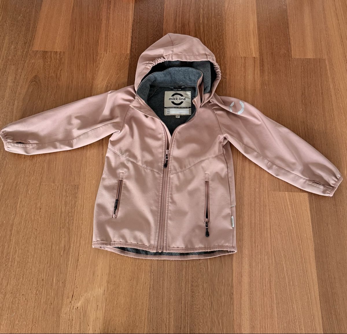 Giacche & Cappotti: Mädchen Softshelljacke Mikk-Line Gr. 98 / 104 – Usato da Oberengstringen venduto da Simone_Ro