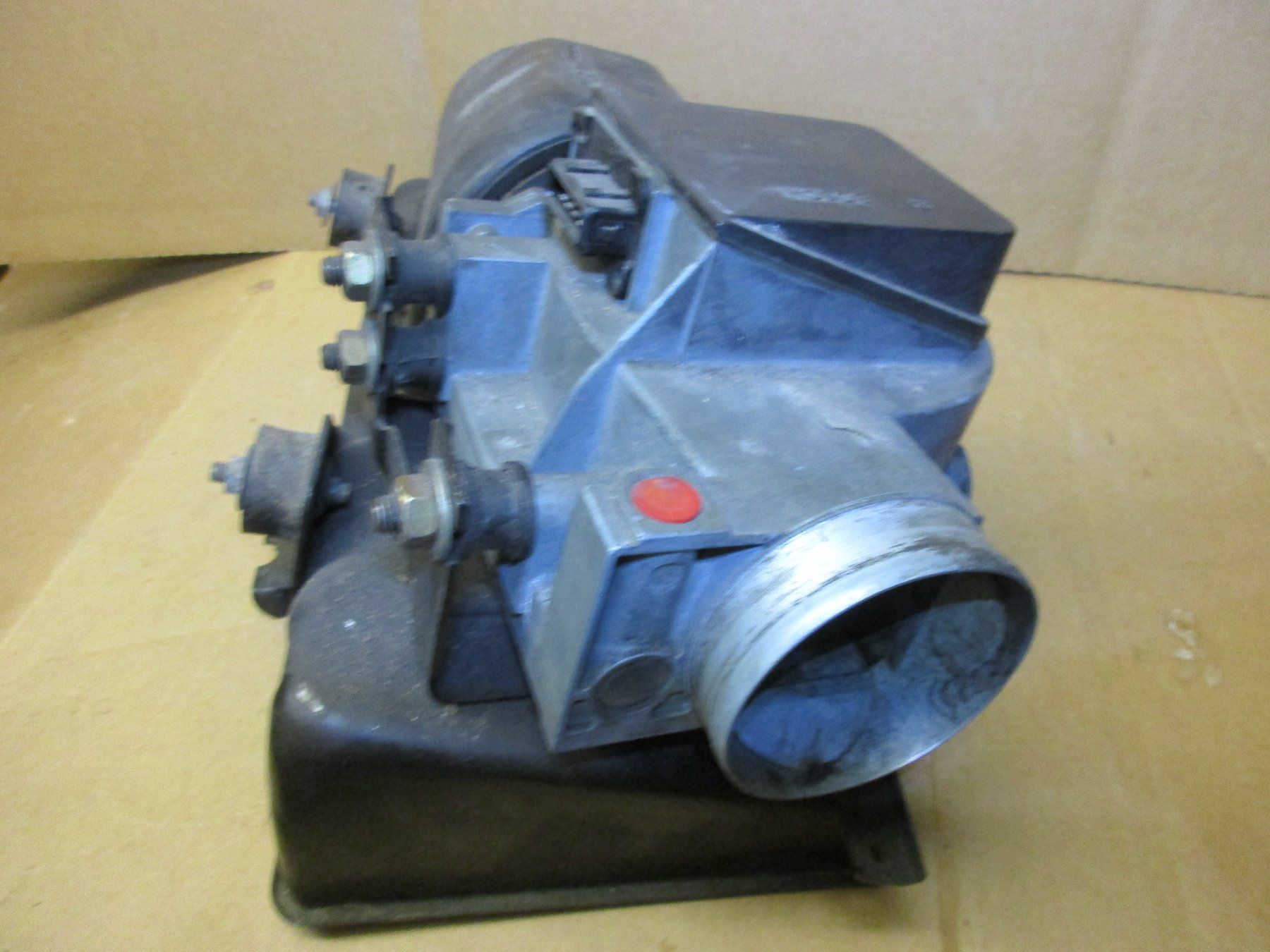 BMW Alle Autoersatzteile: BMW  525 E28 E30  Luftmassenmesser Bosch 0 280 202 066 – Gebraucht aus Ennetmoos von Truckdiver 4