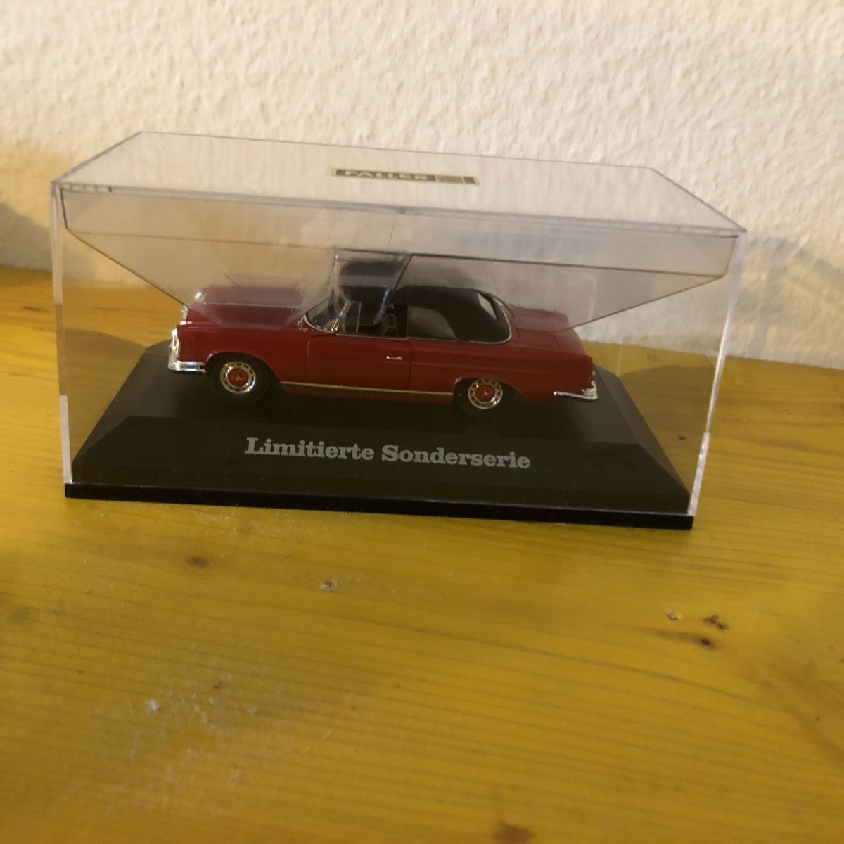 Faller Modellini d'auto: Modellauto Mercedes 280 SE 3,5  – Nuovo (secondo la descrizione) da Riehen venduto da Love-and-Peace 5