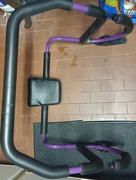 Hometrainer: Attrezzo per-addominali – Gebraucht aus Pregassona von jeystyle74