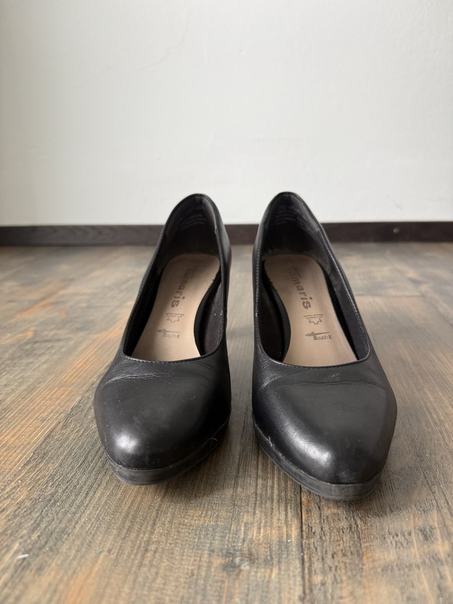 Tamaris Scarpe da donna: Black pumps uniform shoes – Usato da Bassersdorf venduto da les_fw2p 1