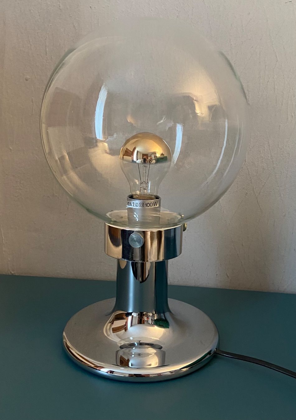 Lampen: Space age Kugel-Tischlampe 70er – Gebraucht aus Zürich von Unique2400 2