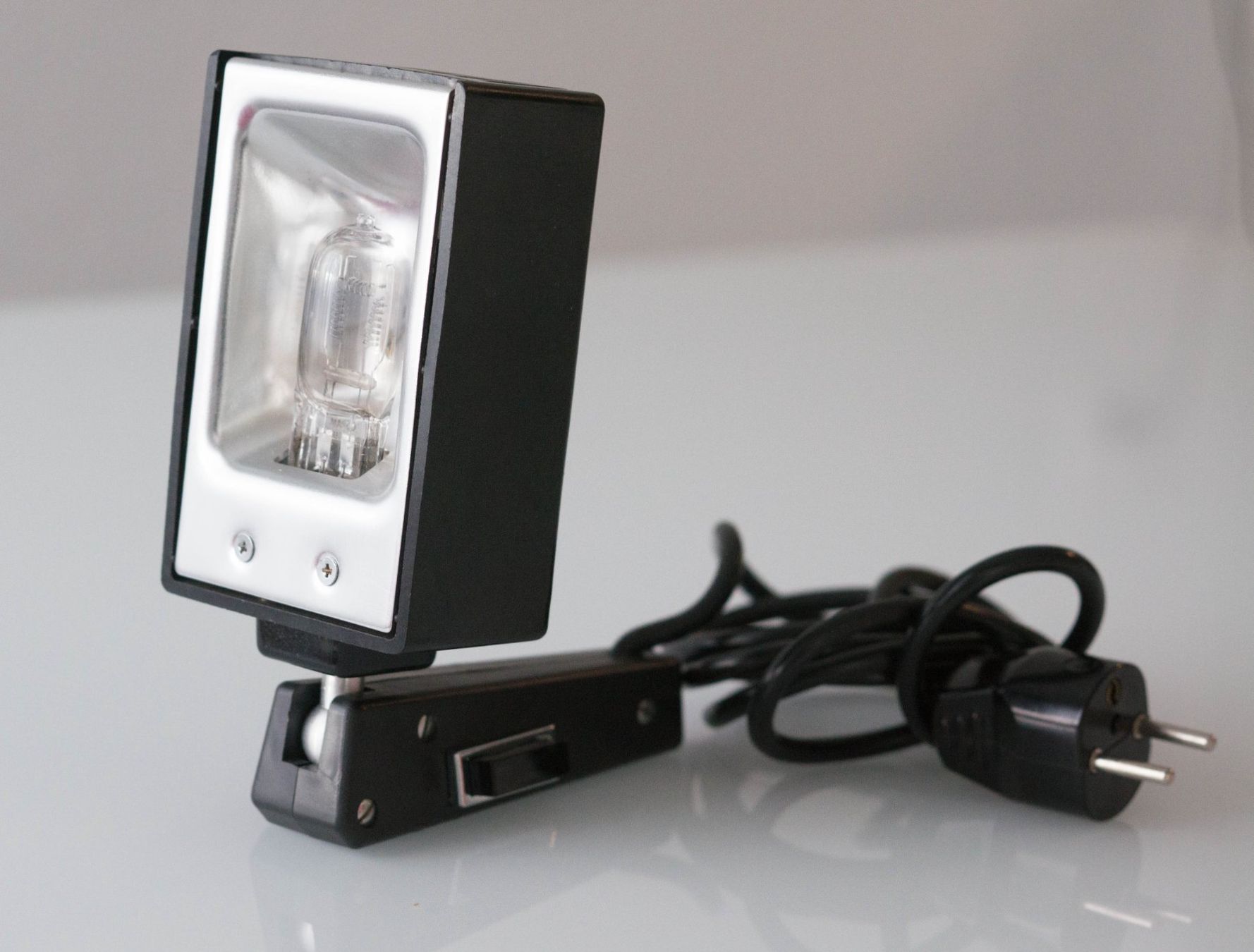 Lampen: Flectalux 1000N film lamp for halogen 1000W – Gebraucht aus Thörishaus von vintagger 1